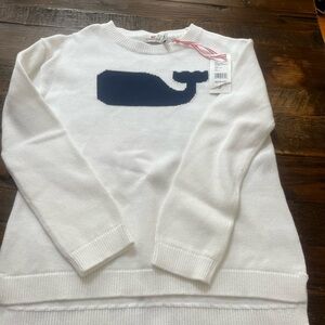 Girls vineyard vines sweater. White with navy whale. NWT. M (10/12)